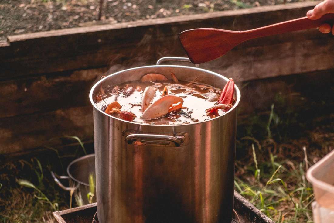 Summer seafood boil